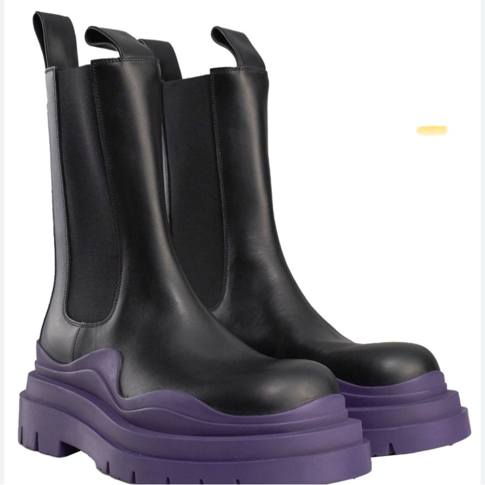 Bottega Veneta Black and Purple Heeled Tire Boots